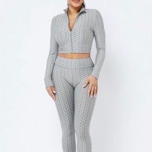 Silver honeycomb active set two piece leggings and long sleeve crop zip …